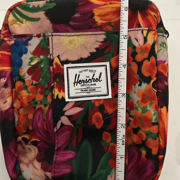 Herschel Supply Co. Multicolor Floral Pouch - Picture 3 of 4